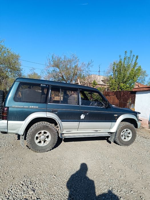 Продам Митсубиси Паджеро 2. Обьем 2.8