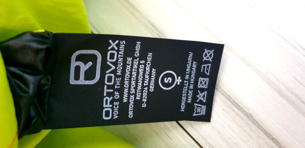 ORTOVOX SwissWool  2 in 1 Size S НОВО! ОРИГИНАЛ! Дамско Двулицево Яке