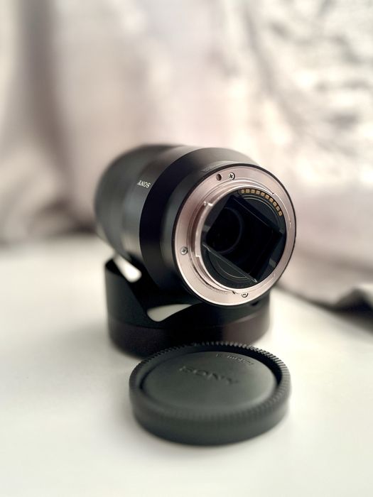 Sony FE 24 -70 f4 zeiss обектив