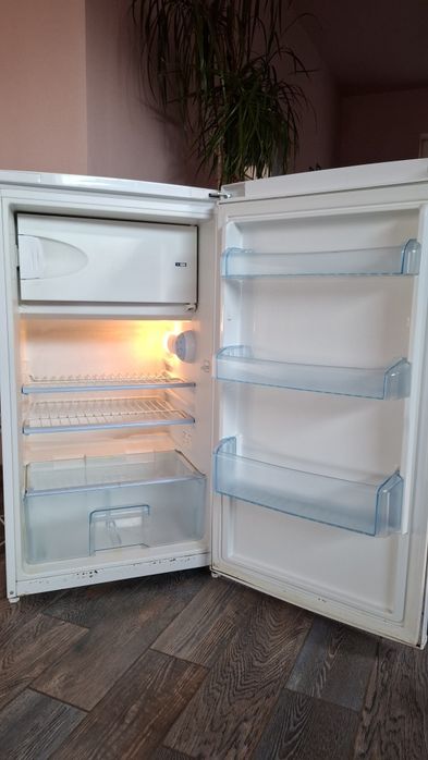 Vand frigider Arctic 138 litri