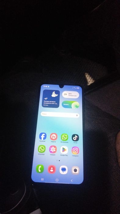 Самсунг а17, новая