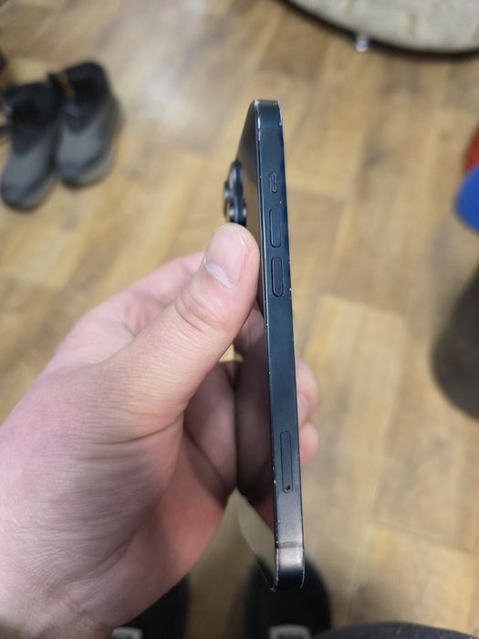 Продам айфон 14, 128 гб