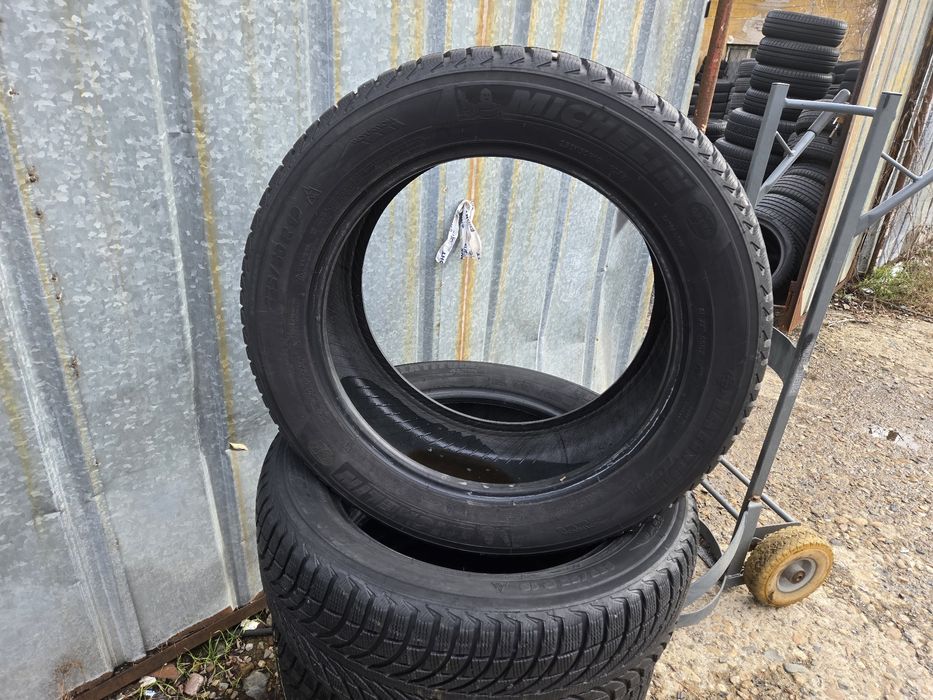 255 50 19 и 235 55 19 Michelin зимни.