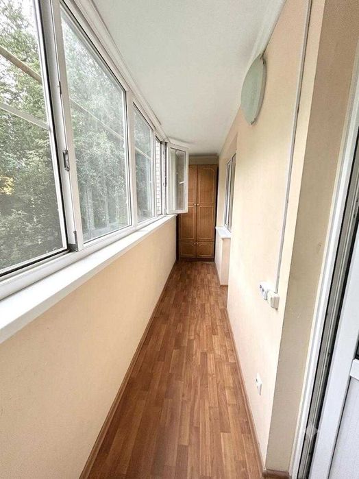 Продаётся 3 комн квартира