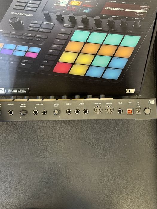 Продавам Maschine MK3