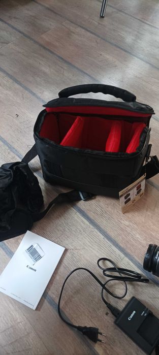 Фотоапарат Canon EOS 4000D DSLR