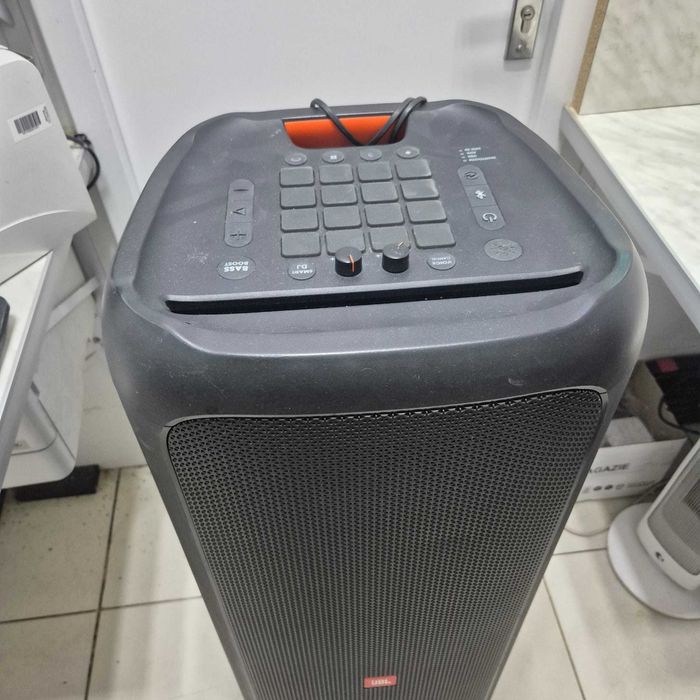 JBL Partybox 1000, 1100W, DJ Pad, Bass Boost, Bluetooth, True Wireless