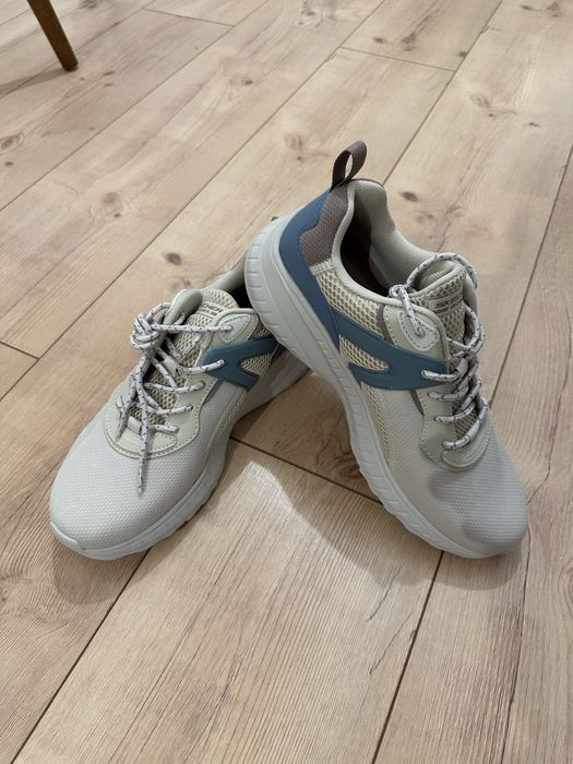 Кроссовки Sketchers 40размер