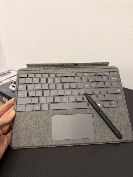 Microsoft SurfacePro 8 Intel I7 Nou/Nefolosit