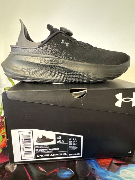 Adidasi Under Armour NOI