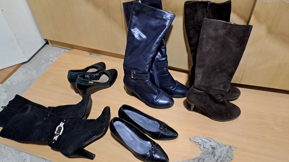 Отдам бесплатно обувь.р36,37