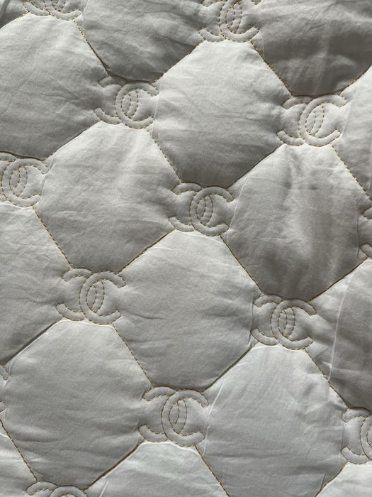 Продам Новый Наматрасник