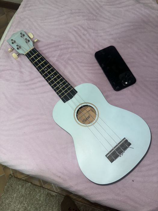 Укулеле в отличном состоянии