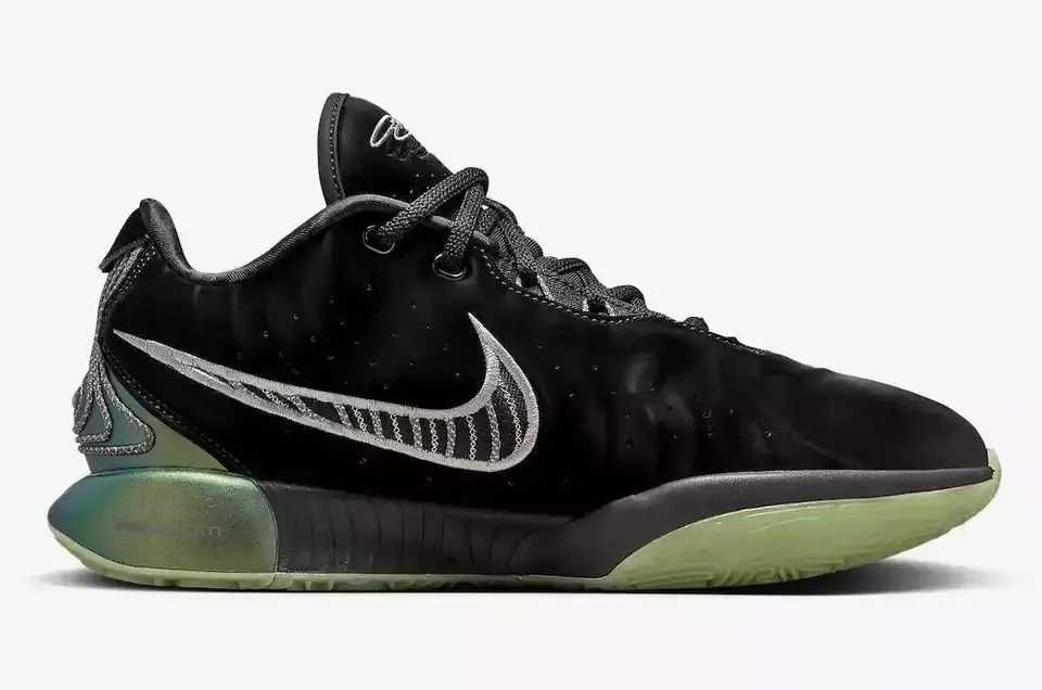Nike - LeBron 21 номер 38.5 детски черни Оригинал Код 8005