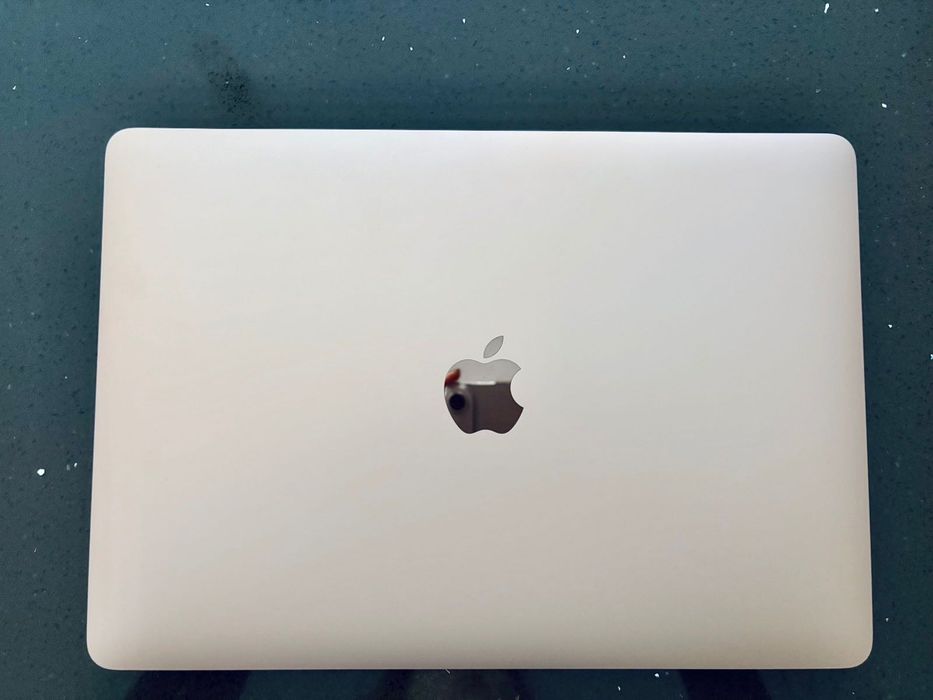 Macbook Air 13 -