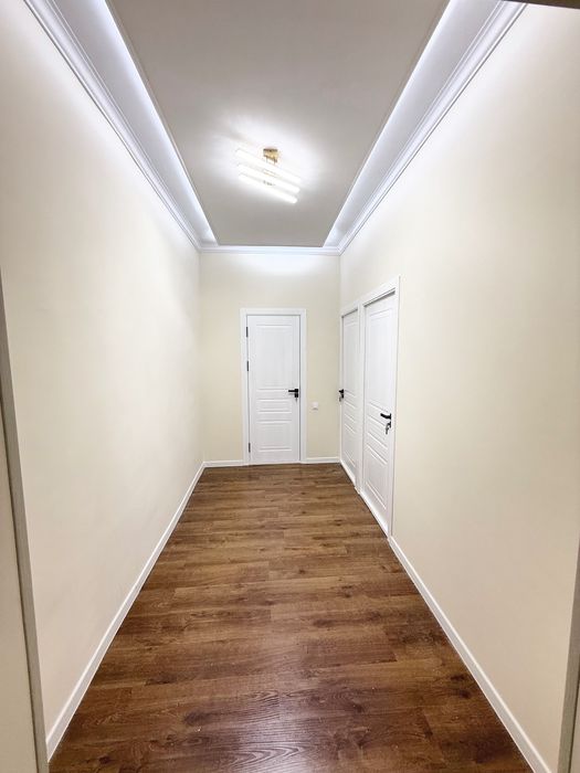 Яшнабад ЖК Азия Хаус продаю квартиру  с Евро ремонтом  2/1/8  42м2