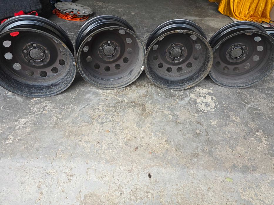 BMW джанти комплект 16" Стоманени