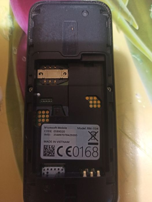 Telefon Nokia RM-1134 română