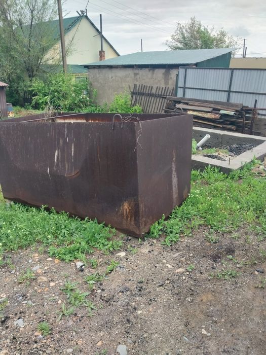 Продам металлическую Цистерну