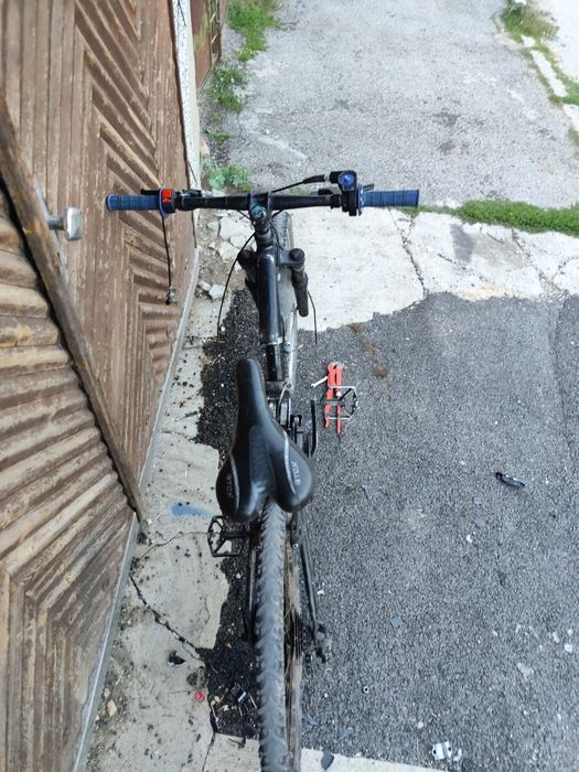 Продавам веломотор