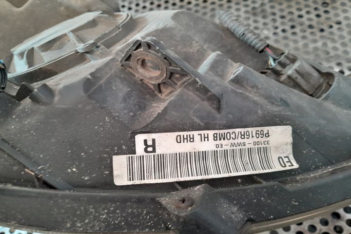 FAR DREAPTA 33100-SWW-E0 MX1253 Honda CR-V  seria