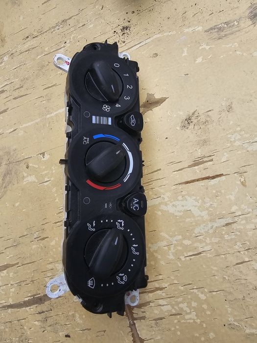 Panou comanda clima cu AC Ford Transit an 2016 - 2023 cod GK2T-18549 /