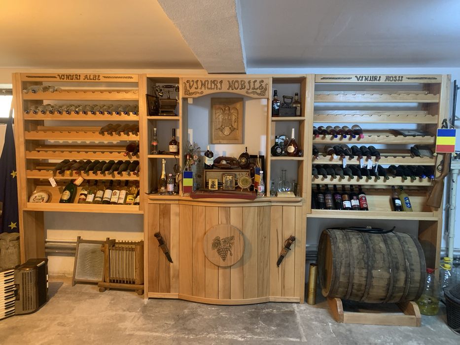 Rafturi/Suporturi sticle din lemn masiv