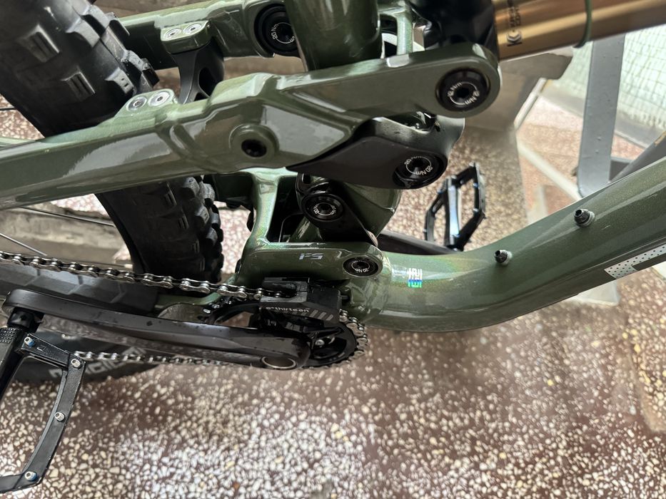 Polygon Collossus N9 L 2024