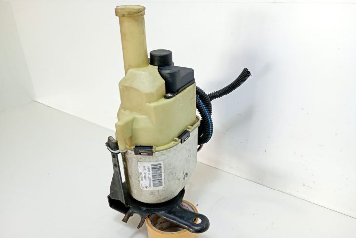 Pompa  servodirectie  9156554 Opel Astra G