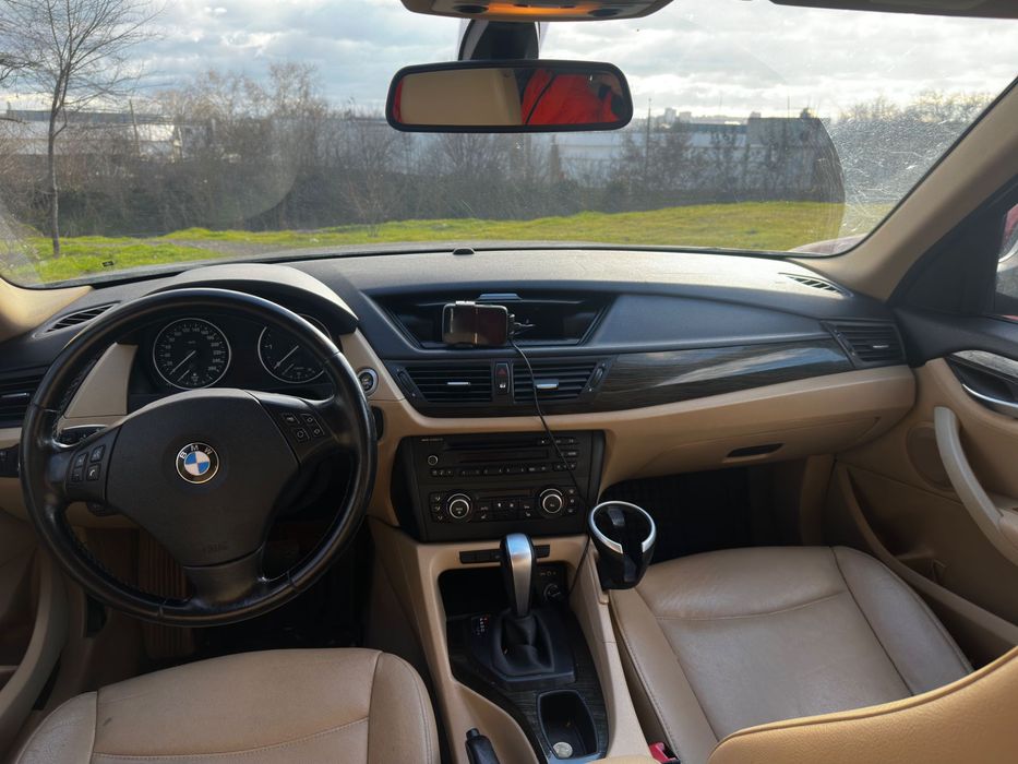 BMW X1 x-drive Automata 177 CP  2011