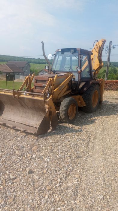 Electromotor buldoexcavator case 580k,sk,sale etc.de vânzare