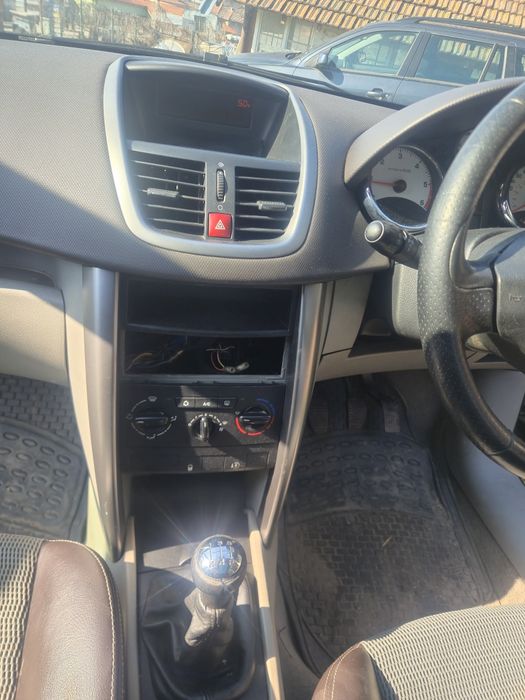 Пежо 207 SW 1.6 HDI.  НА ЧАСТИ