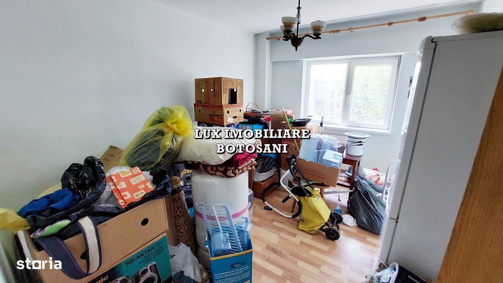 Apartament 4 camere, Ion Pillat
