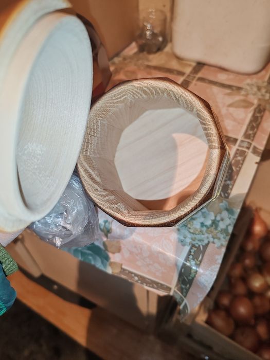 Деревянные пивные кружки