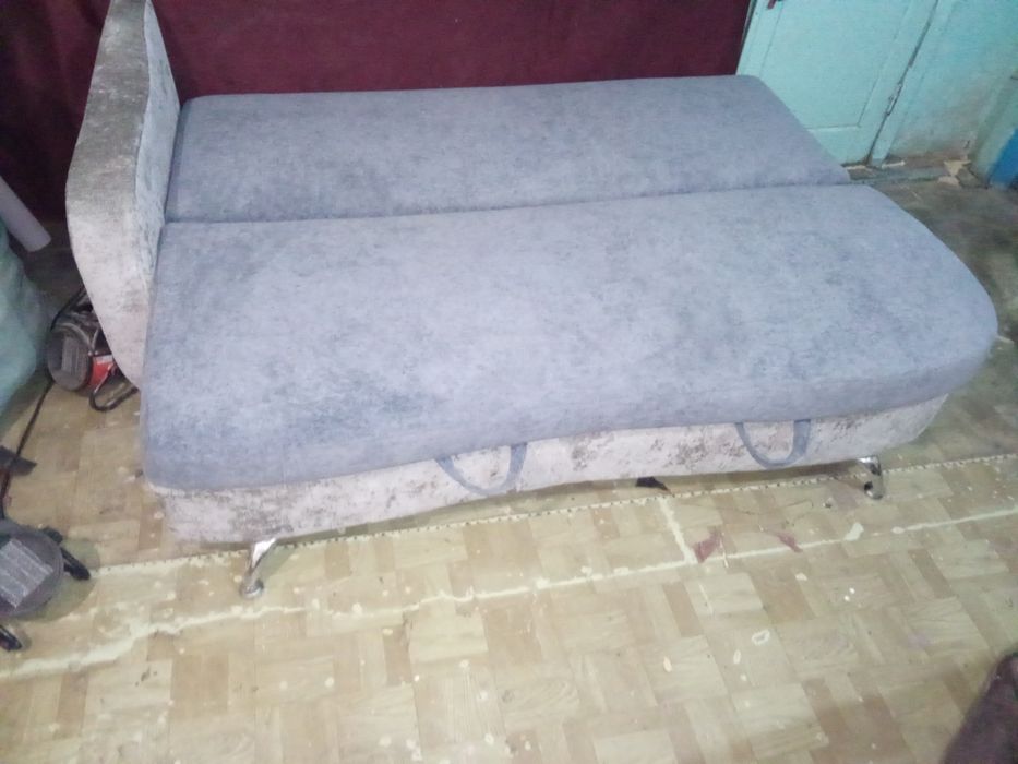 Продам диван 50000