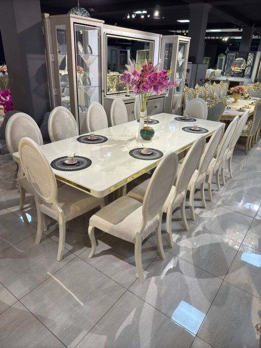 Стол стул 12 персон.