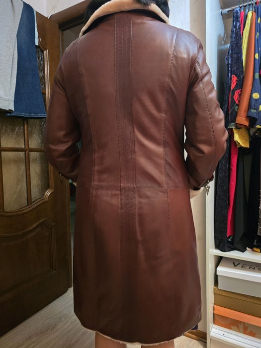 Дубленка из плотной кожи