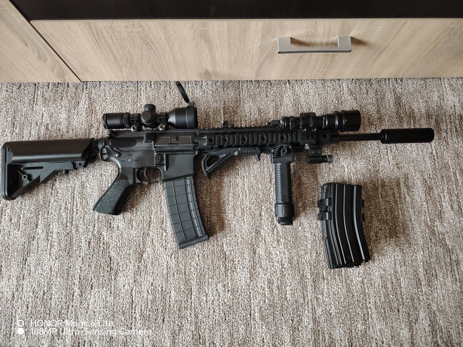 CY 512 (accesorizată) , stare perfectă (ocazie)