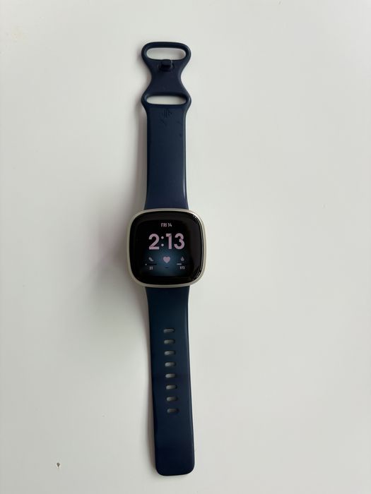 Ceas Fitbit Versa3