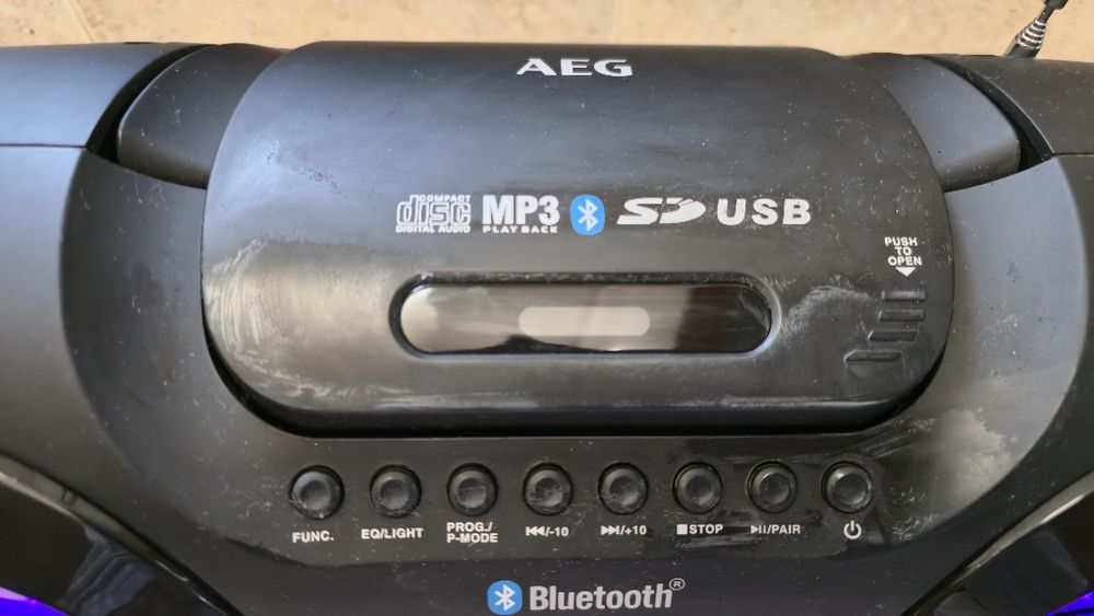 Аудио система AEG SR 4359 BT