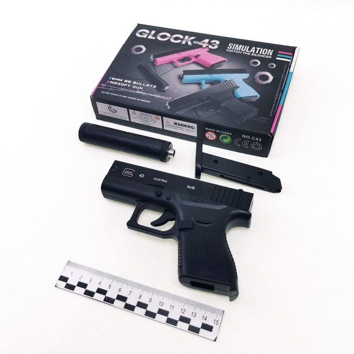 Temir pistolet uyinchoq. Glock 15A Desert Eagle va har hil turdagilari