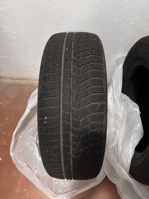 Anvelope HANKOOK iarna 215/60 R16