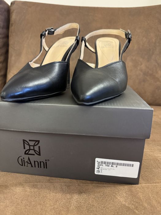 Черни токчета GiAnni от естествена кожа