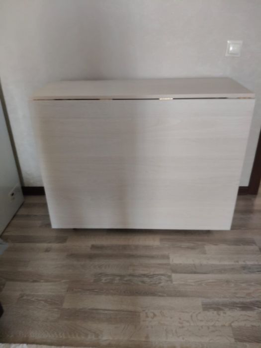 Продам стол-книжку