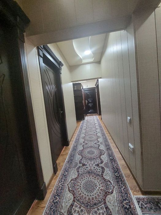 Продаётся 5 комнатная квартира