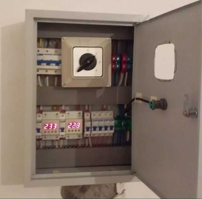 Электрик профыссанал 24/7 стаж 20 лет допуск 2000 волт