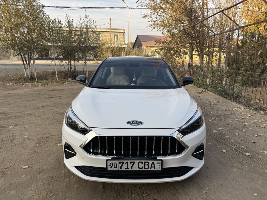 JAC J7 Full Pozitsiya