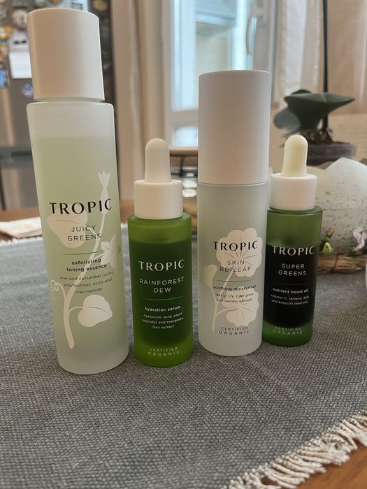 Tropic skincare козметика за лице