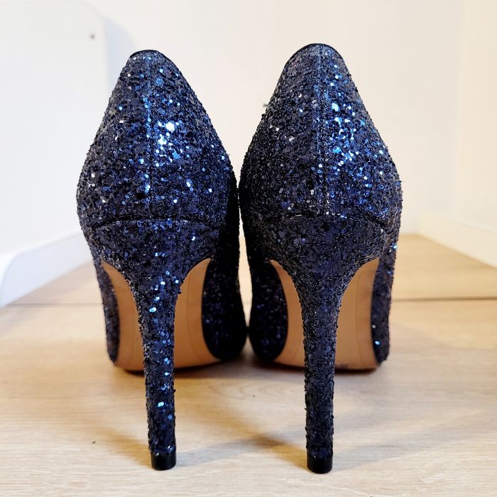 Pantofi stiletto cu paiete