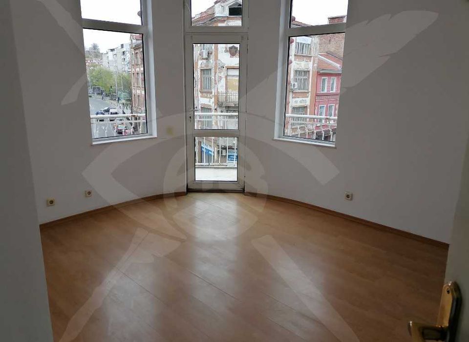 Продава се Етаж от къща в Пловдив, Център - 99 кв.м за 1839 €/кв.м - Снимка #4